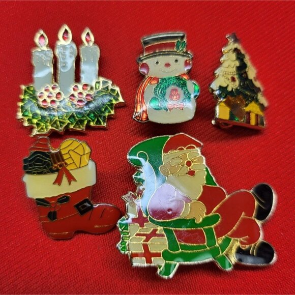 Vintage Christmas Pins Brooches Set of 5 Santa Candle Tree Stocking Snowman - Picture 3 of 10